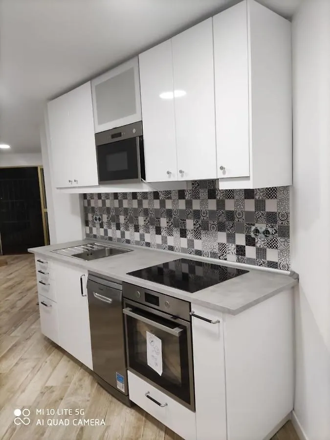 Feel At Home At Tamara Apartment - Two Steps To The Pool توريمولينوس
